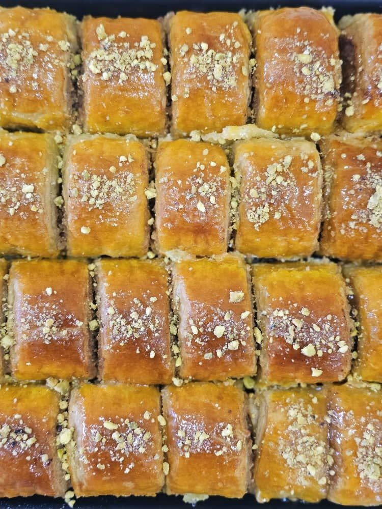 Baklava, walnut, almond, cinnamon - 1 lb | باقلوای لقمه ای، گردو، بادام، دارچین