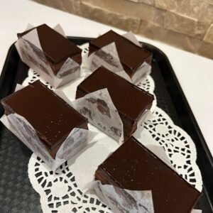 Chocolate mini cake – 1 lb | مینی کیک شکلاتی